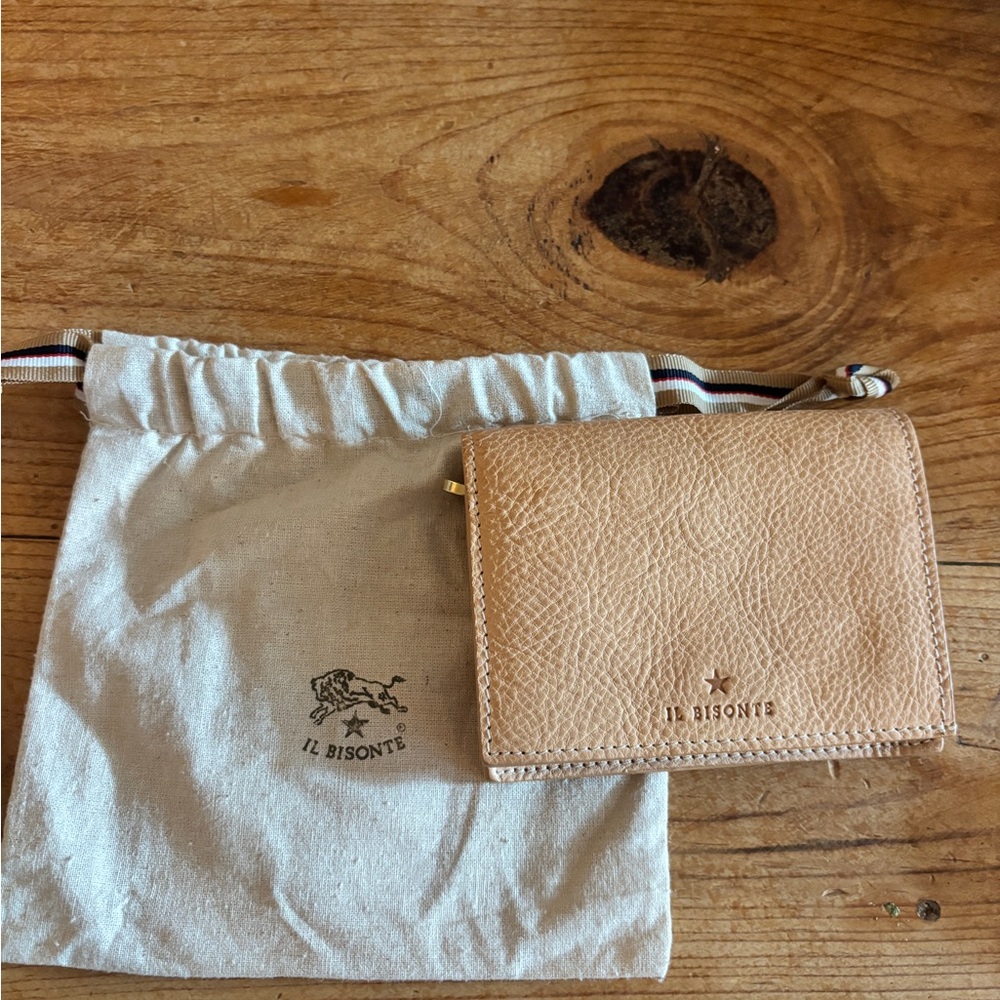 IL Bisonte leather wallet